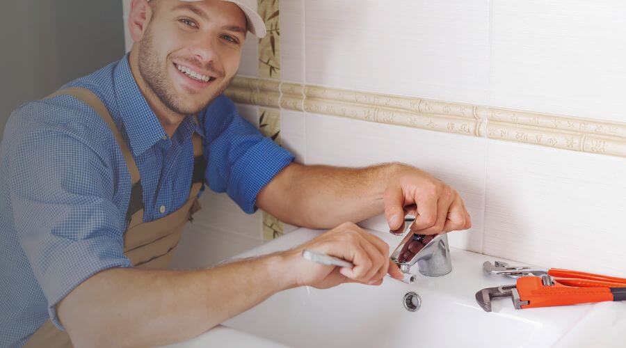 Expert burst pipe repair services in Rosedale, MS
